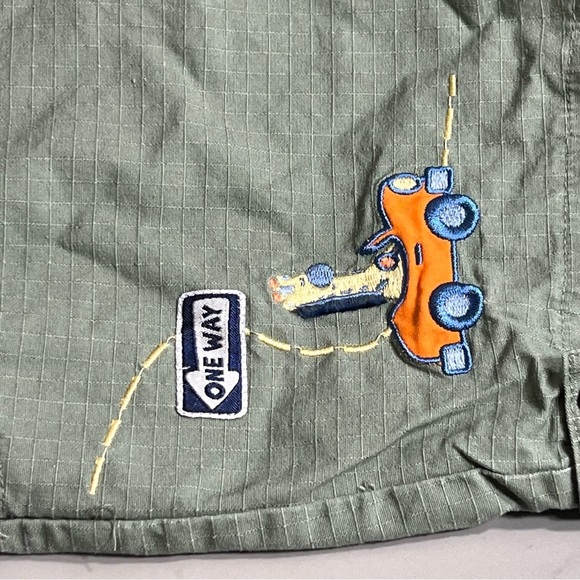 100% cotton Green baby Overalls with animal & Car embroidery Patches no flaws - Picture 2 of 5